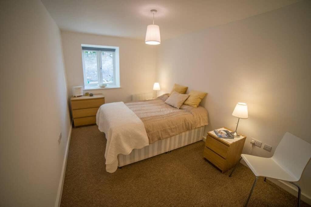 Champion Court Two Bedroom Flat 브리스틀 외부 사진